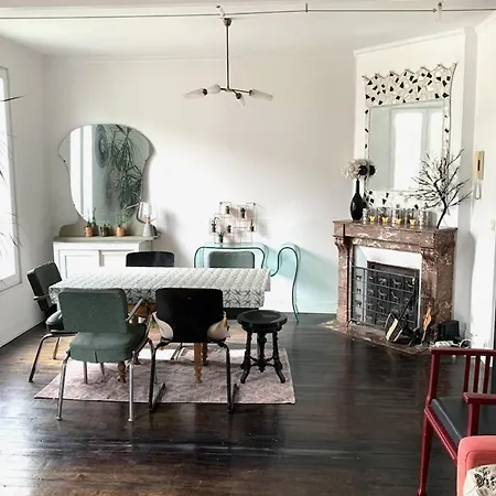 Spacious Comfortable Quiet Duplex Apartmán